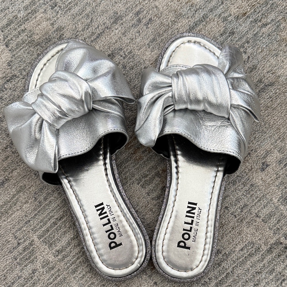 Pollini Leather Silver Slide Sandals with Knot Detail